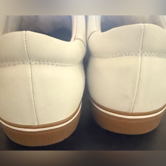 UGG Men's Brock Luxe White Cream Leather Sneakers with Gum Rubber Sole size 10 - Picture 7 of 12